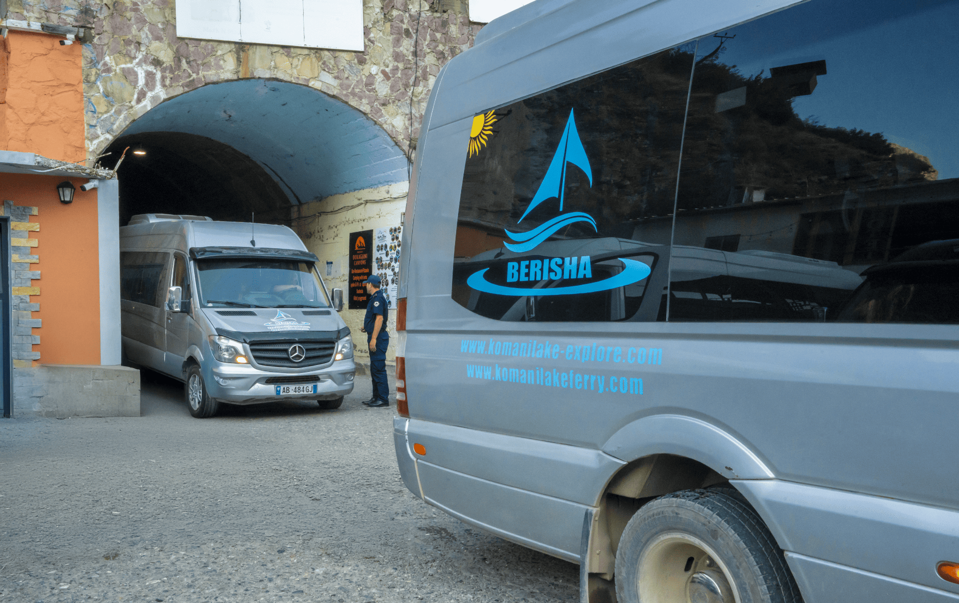 Van for pickup service